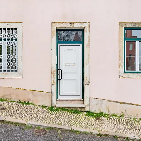 Appartamento Miradouro Penha De Franca Duplex Lisbona