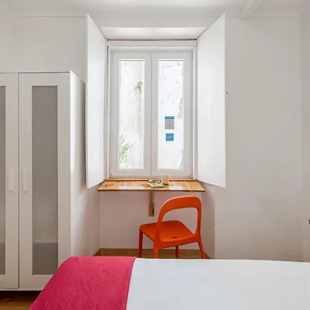 Apartment Miradouro Penha De Franca Duplex Lisbon